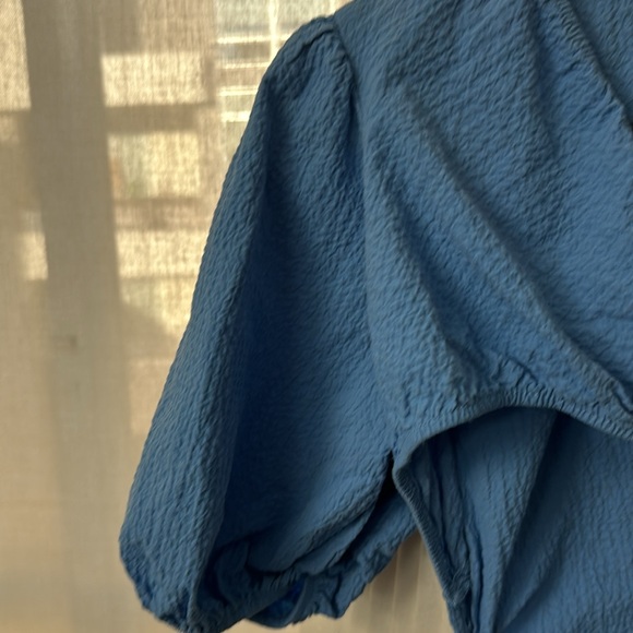 ASOS Design EUC Seersucker Wrap Like Upper Part  With Cut Detail - Picture 8 of 17